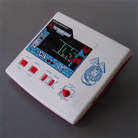 Electronic Plastic: BANDAI Tutankham (1983)